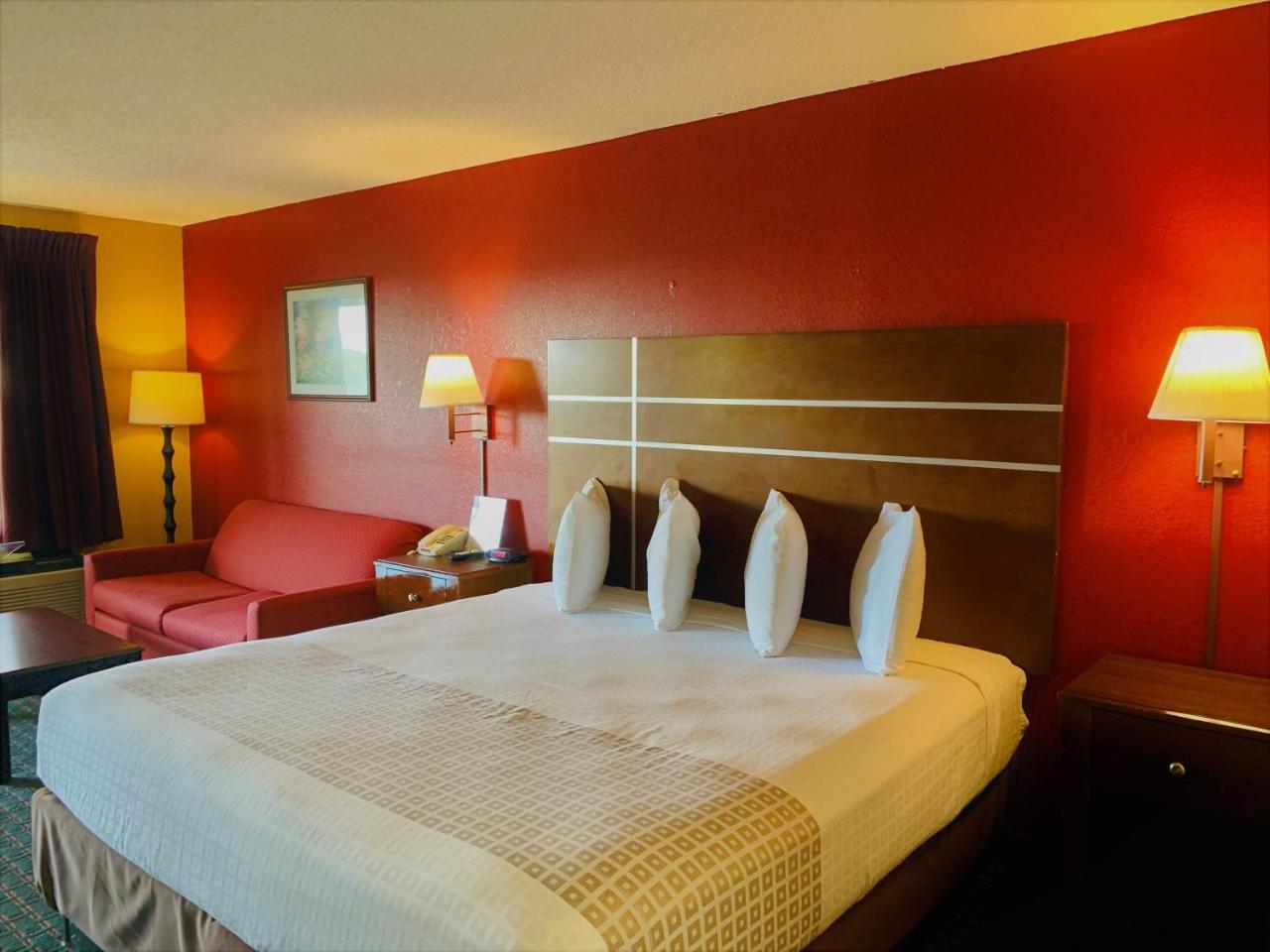 Star Plus Inn & Suites Selmer Экстерьер фото