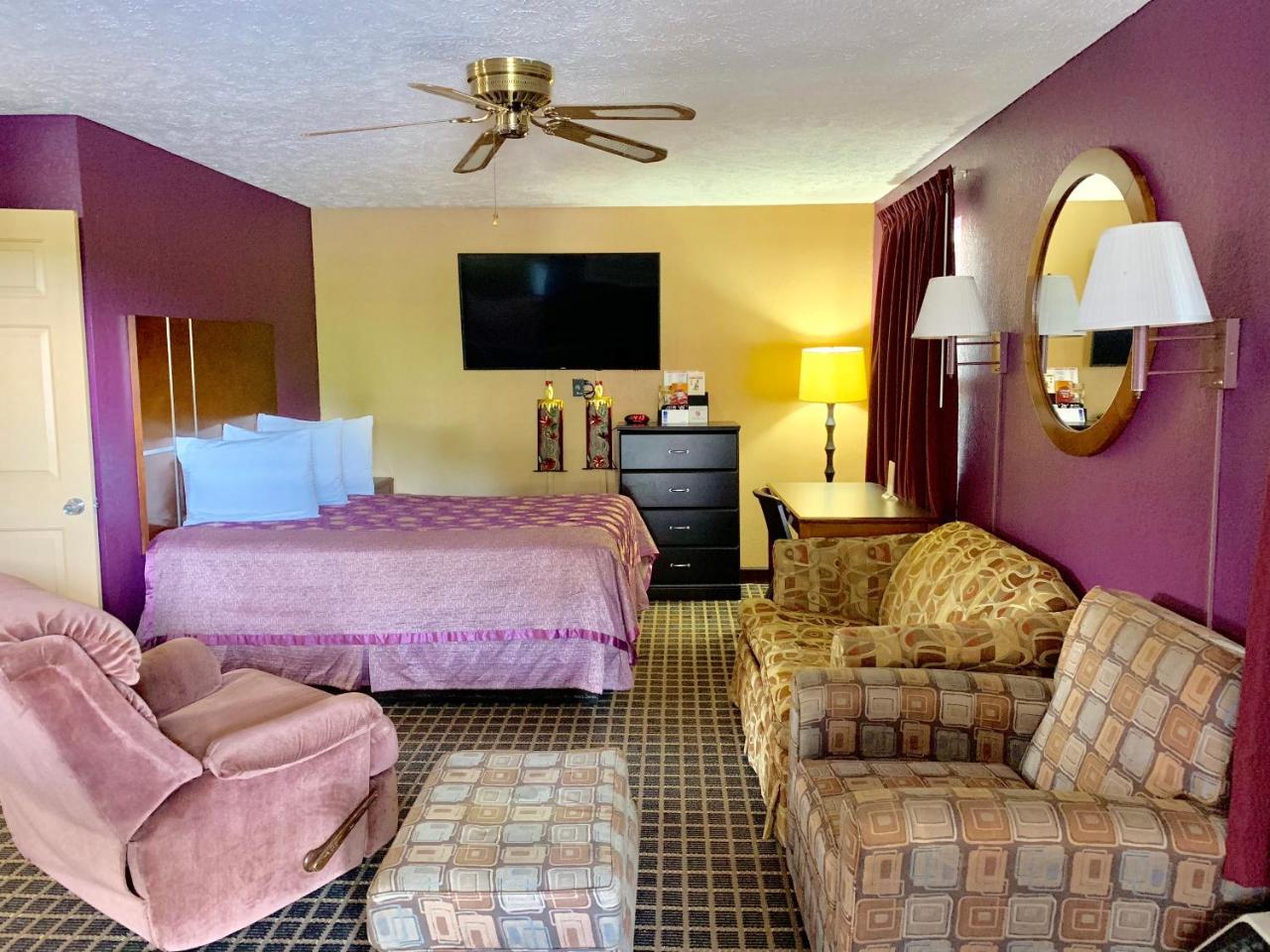Star Plus Inn & Suites Selmer Экстерьер фото